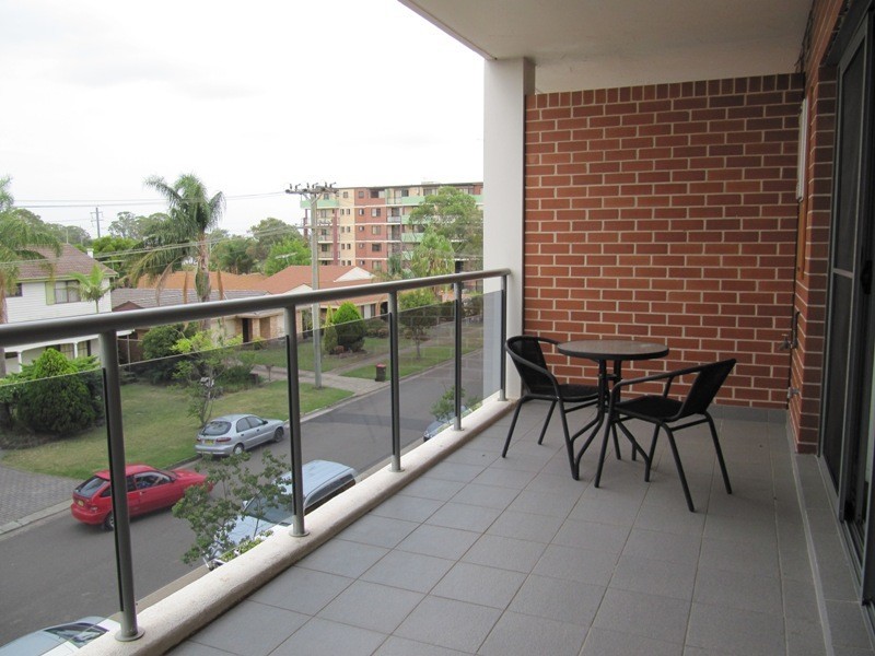 7/2 Castlereagh Street, Liverpool NSW 2170