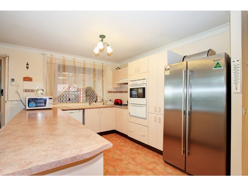 4 Gerroa Place, Prestons NSW 2170