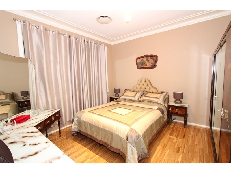 87 Flowerdale Road, Liverpool NSW 2170