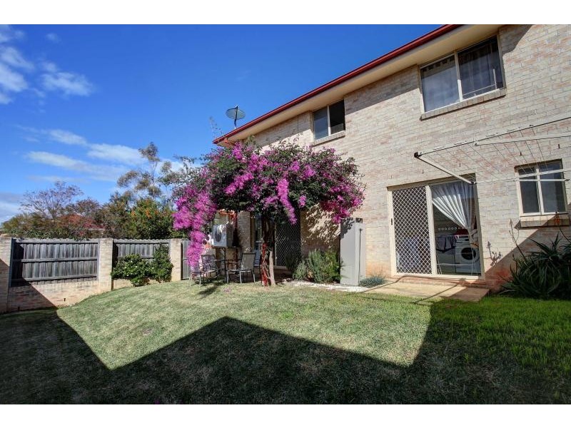 1/92 Kendall Drive, Casula NSW 2170