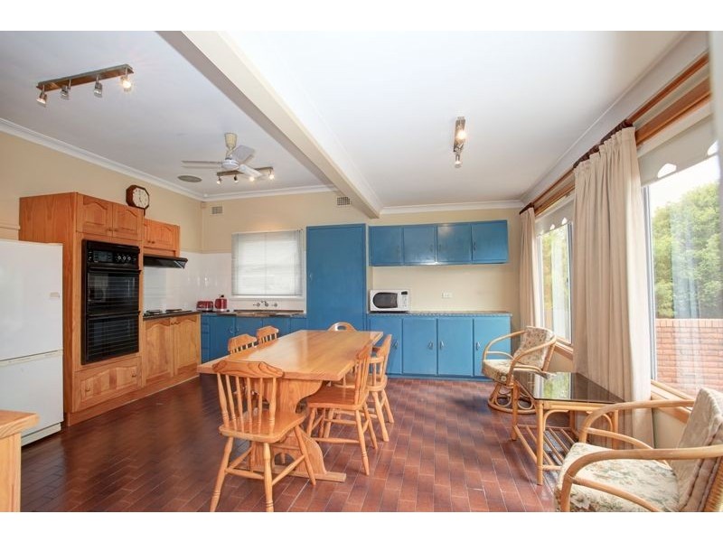 Lurnea NSW 2170