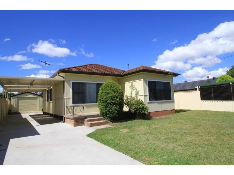 8 Vincent Avenue, Liverpool NSW 2170