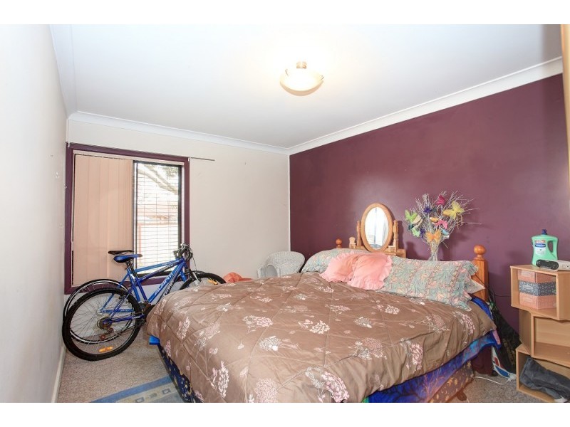 8 Isa Place, Cartwright NSW 2168