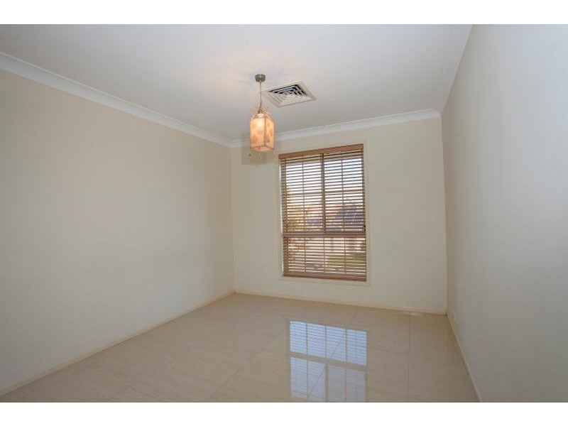 68 Latina Circuit, Prestons NSW 2170