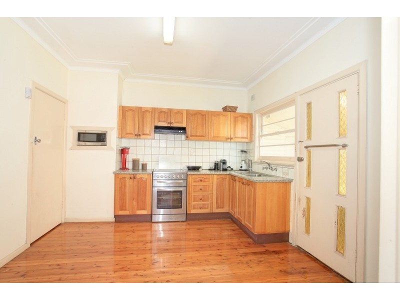 35B Mayberry Crescent, Liverpool NSW 2170