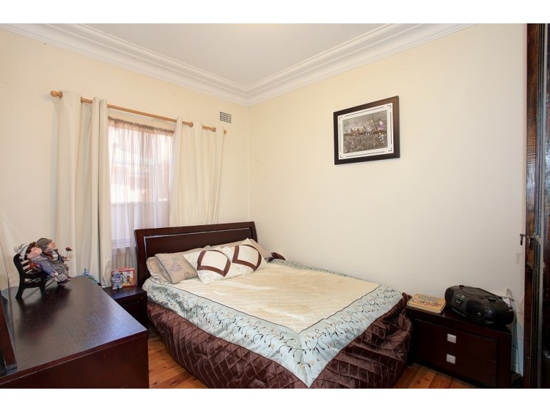 35B Mayberry Crescent, Liverpool NSW 2170