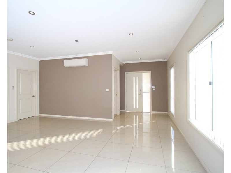 323A1 Elizabeth Drive, Mount Pritchard NSW 2170