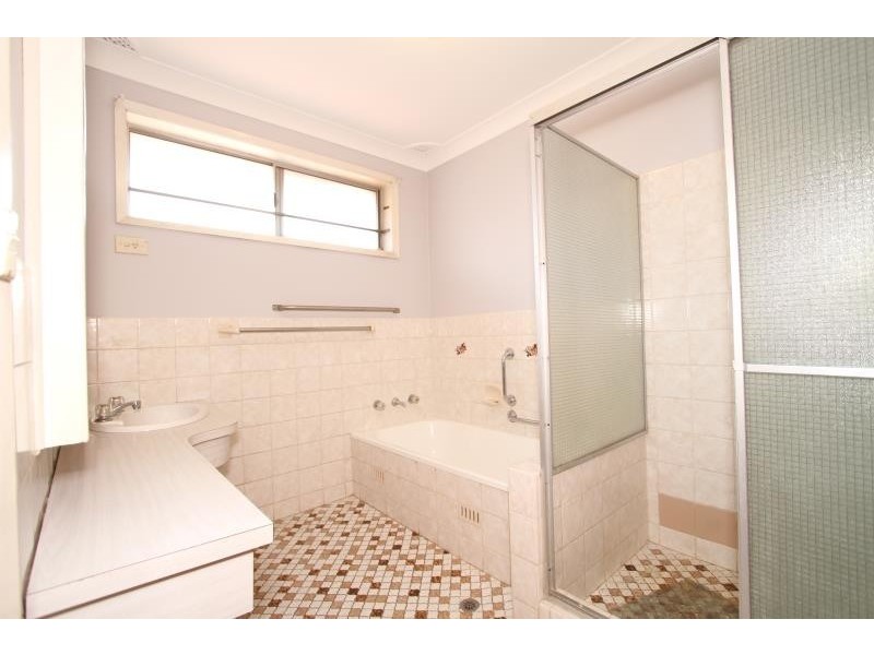 21 Congressional Drive, Liverpool NSW 2170