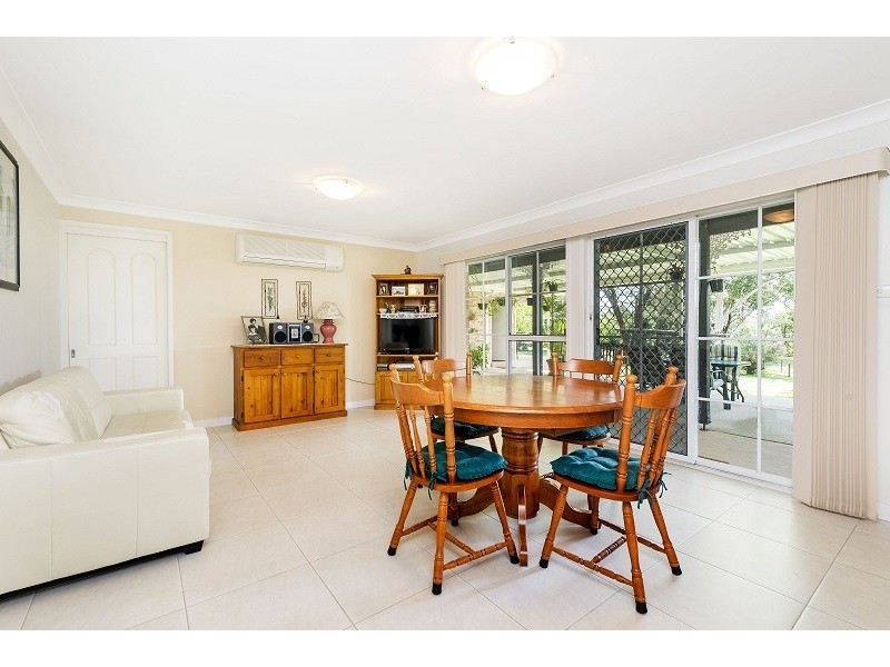 2 Smalls Road, Grasmere NSW 2570