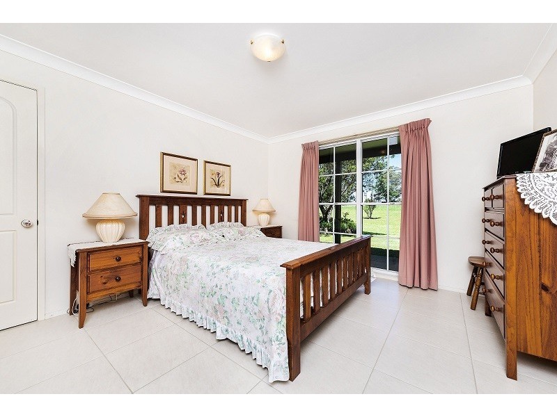 2 Smalls Road, Grasmere NSW 2570