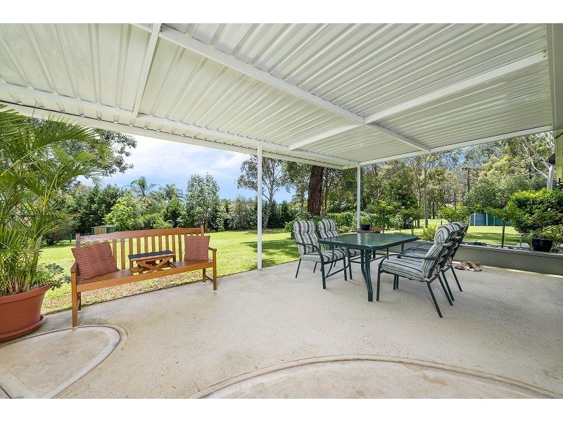 2 Smalls Road, Grasmere NSW 2570