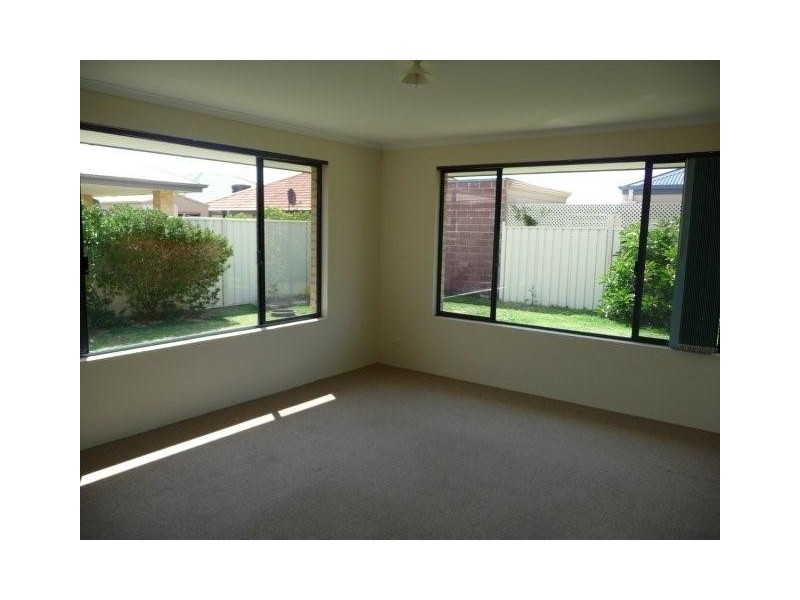 204 North Liverpool Road, Green Valley NSW 2168