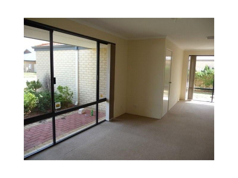 204 North Liverpool Road, Green Valley NSW 2168