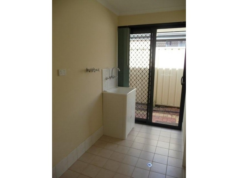 204 North Liverpool Road, Green Valley NSW 2168