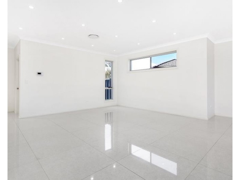 26 Wianamatta Drive, Cartwright NSW 2168