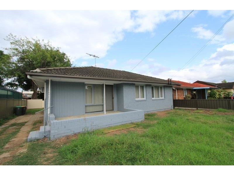 10 Gwynne Street, Ashcroft NSW 2168