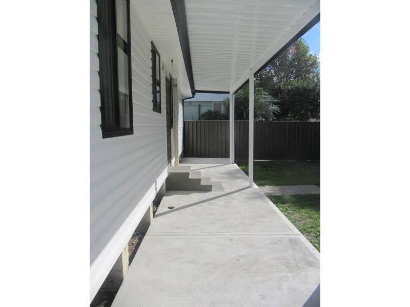 33 Nicholls Street, Warwick Farm NSW 2170