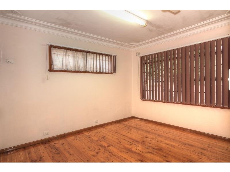 30 Pirie Street, Liverpool NSW 2170