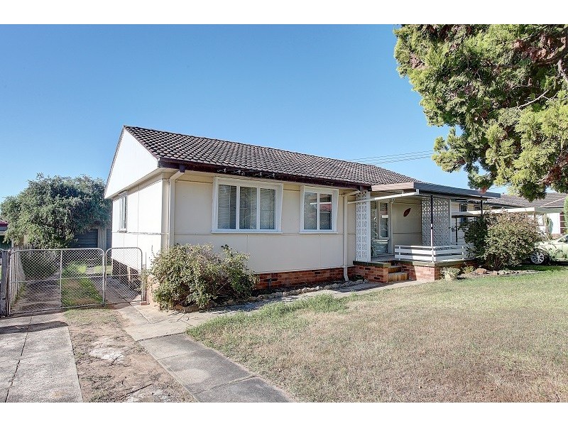 18 Tunbridge Street, Busby NSW 2168