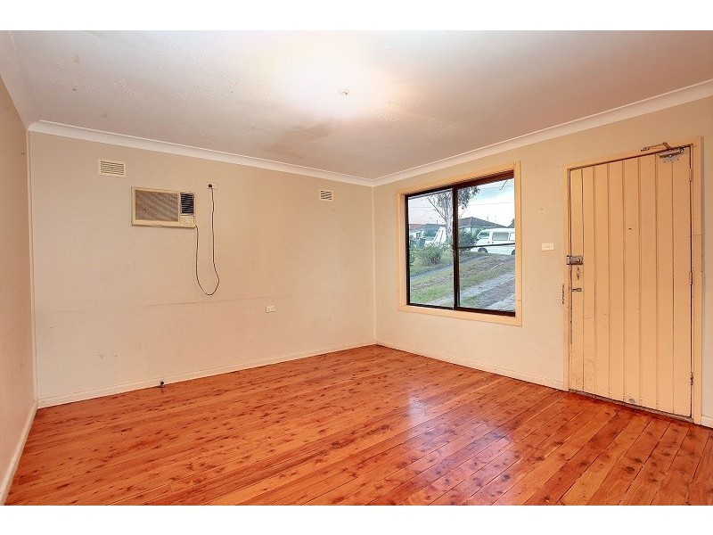 44 Heckenberg Avenue, Busby NSW 2168