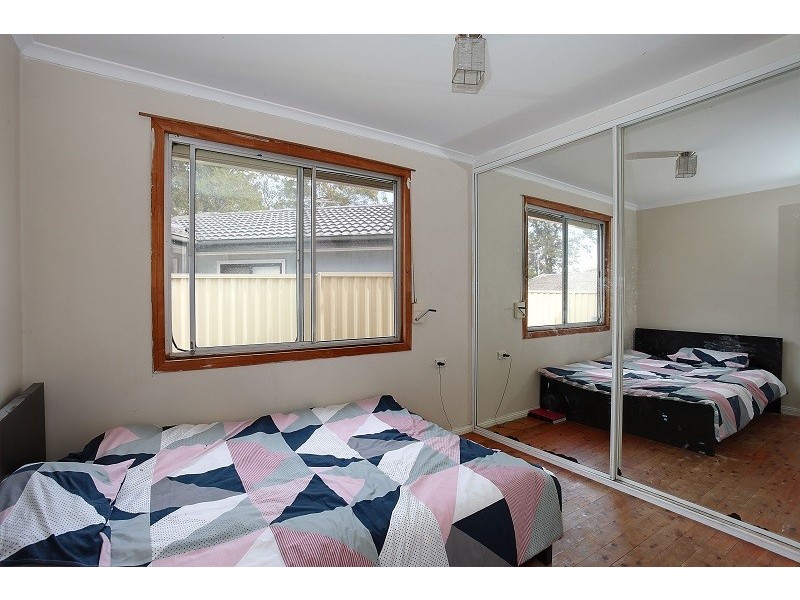 15 Aberdeen Road, Busby NSW 2168