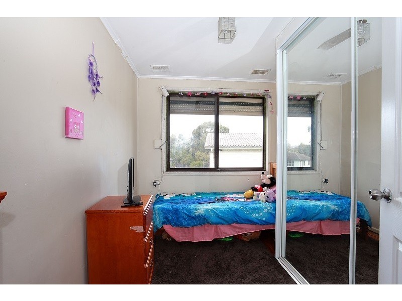 15 Aberdeen Road, Busby NSW 2168