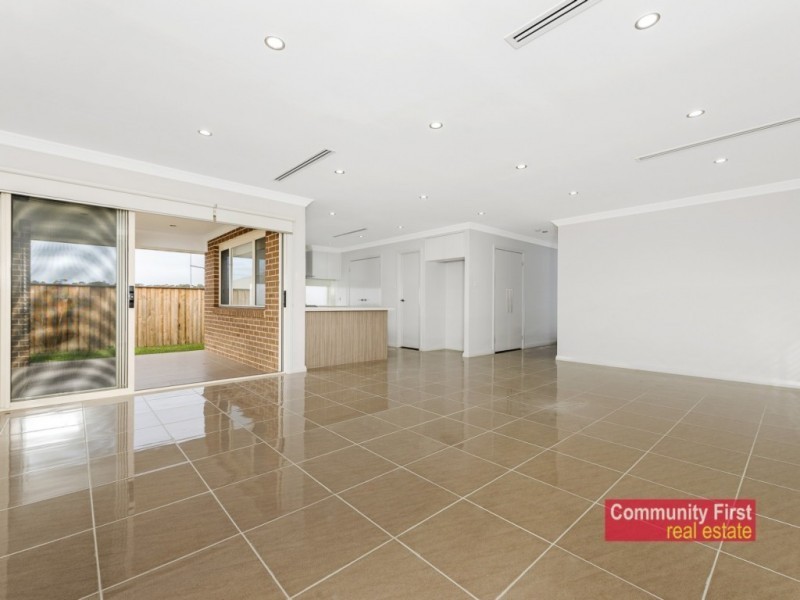 18 Redgate Terrace, Cobbitty NSW 2570