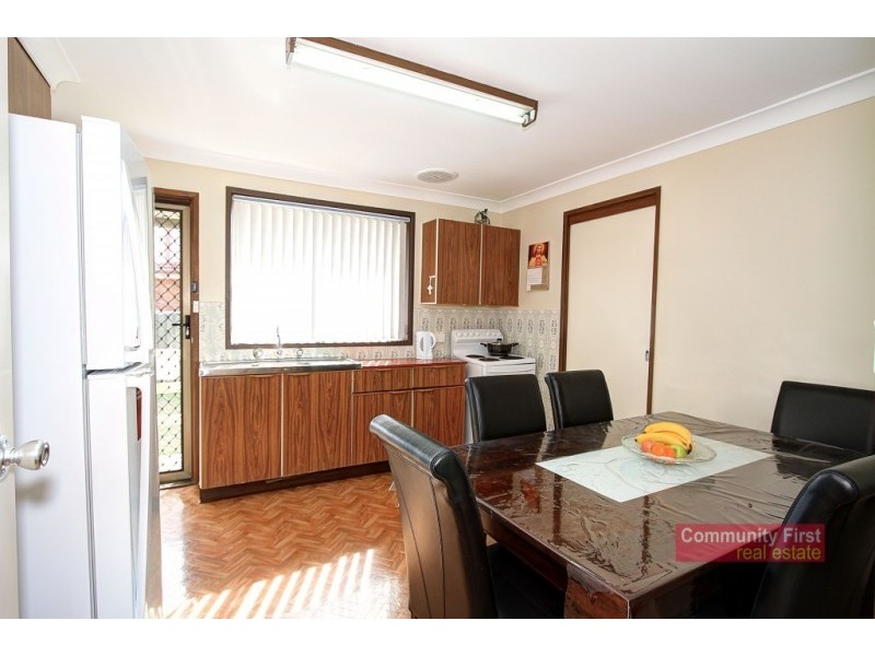 15 Galloway Street, Bossley Park NSW 2176