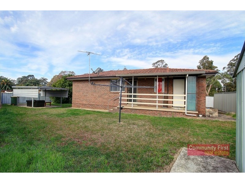15 Galloway Street, Bossley Park NSW 2176