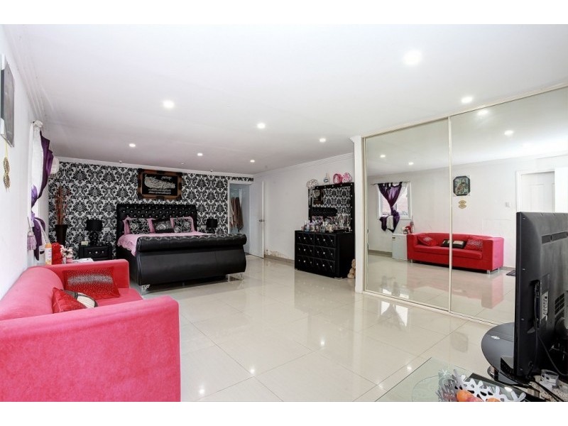 16 Friesian Street, Busby NSW 2168