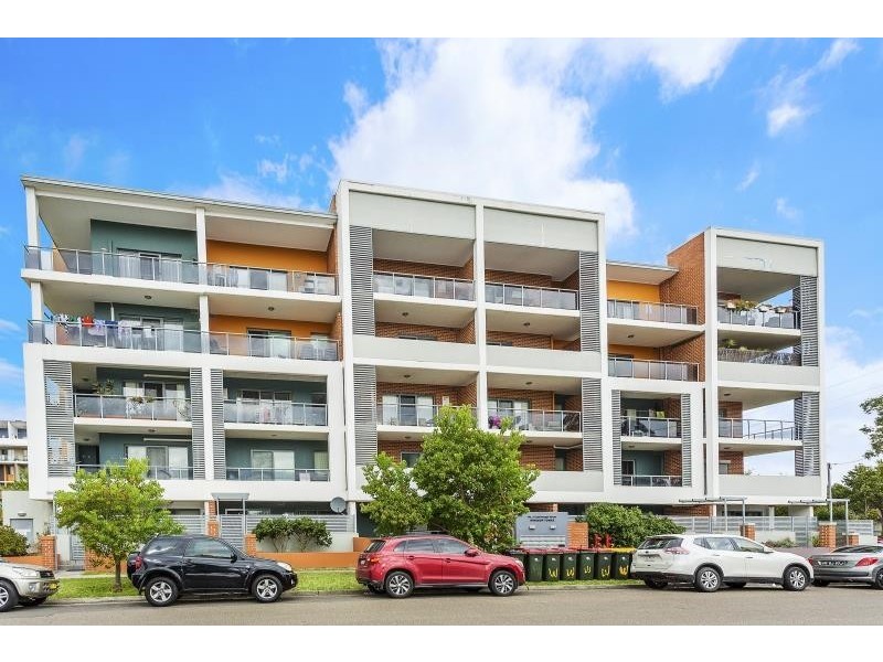 6/2 Castlereagh Street, Liverpool NSW 2170