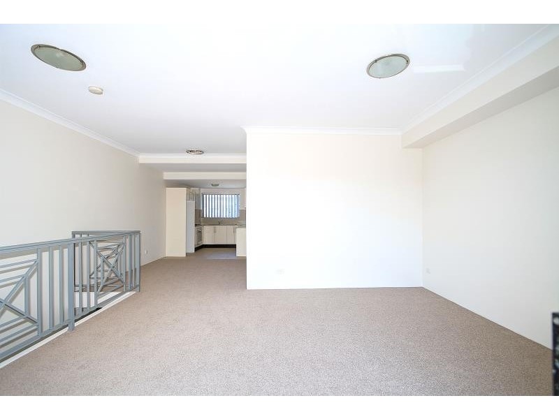 6/2 Castlereagh Street, Liverpool NSW 2170