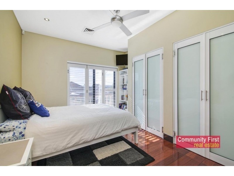 72 Granville Street, Fairfield NSW 2165