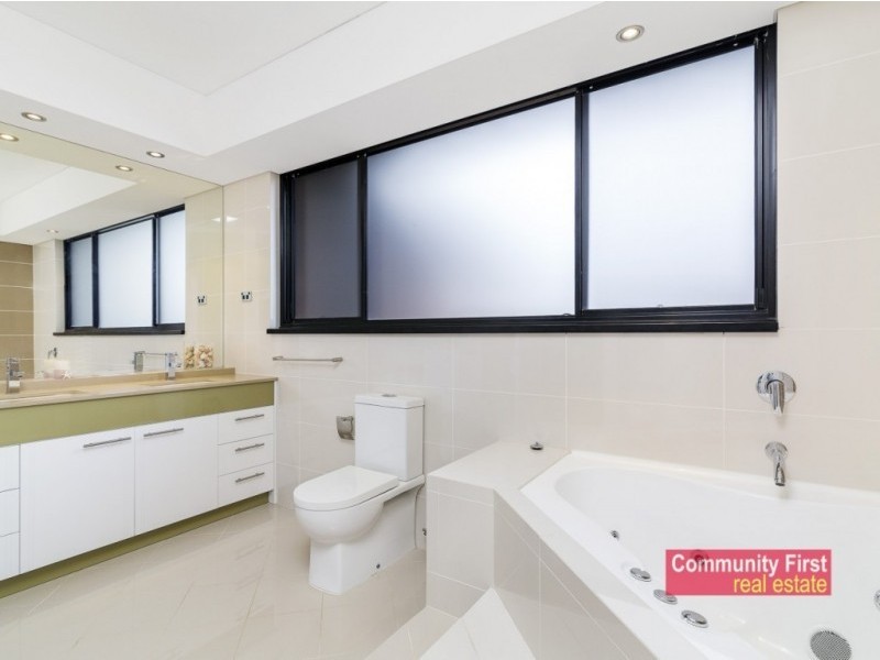 72 Granville Street, Fairfield NSW 2165