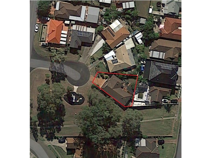 9 Cave Close, Green Valley NSW 2168