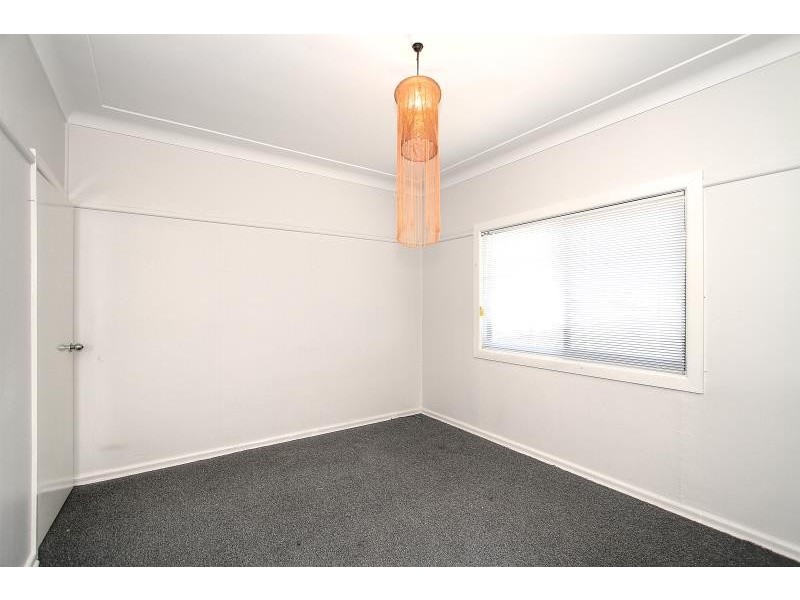 18 Tobruk Avenue, Liverpool NSW 2170