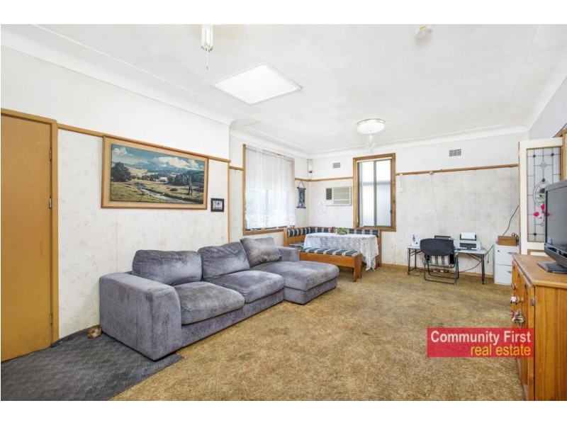 1 Oliphant Street, Mount Pritchard NSW 2170