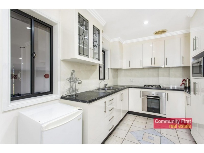 42 Kendee Street, Sadleir NSW 2168