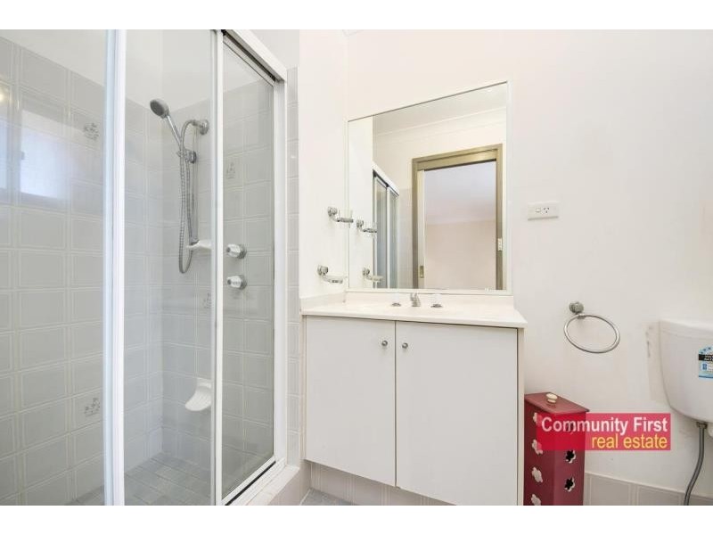 9 Cave Close, Green Valley NSW 2168