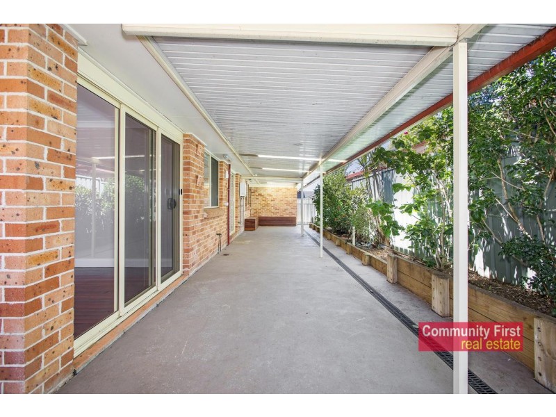 12 Tamworth Crescent, Hoxton Park NSW 2171