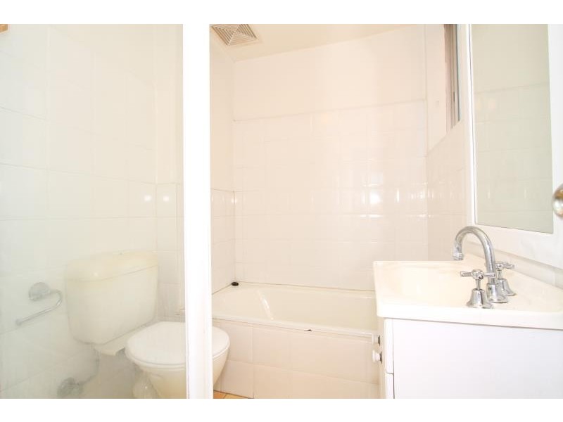 9/135 Elizabeth Drive, Liverpool NSW 2170