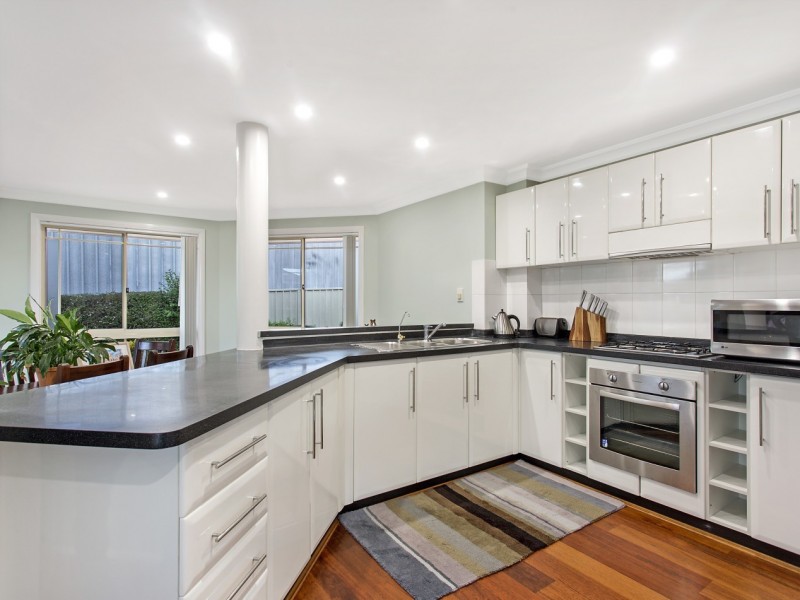 1/92 Kendall Drive, Casula NSW 2170