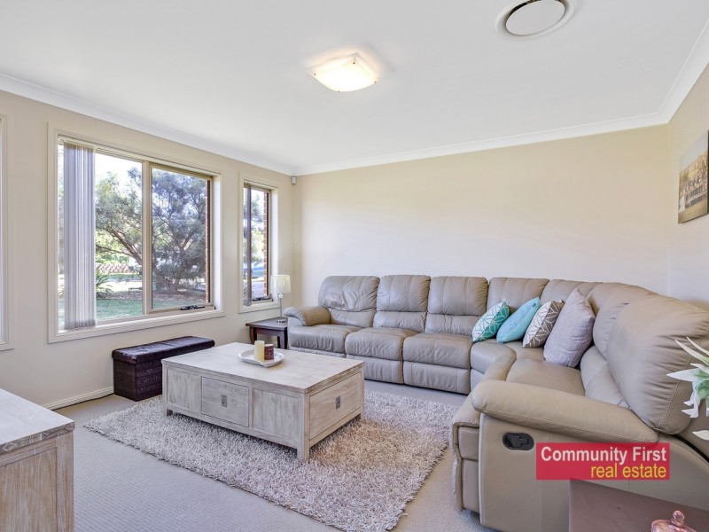 1 Alisma Road, Mount Annan NSW 2567