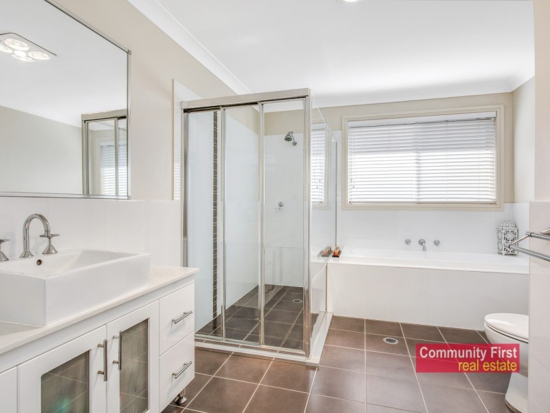 1 Alisma Road, Mount Annan NSW 2567