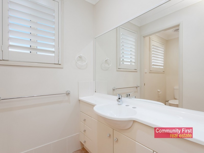 2 Rules Place, Horningsea Park NSW 2171