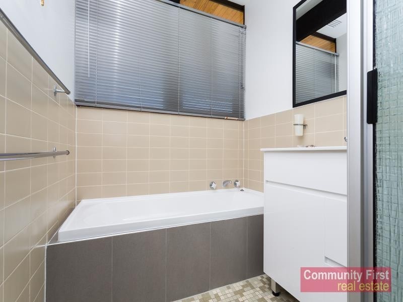 12 McMahon Avenue, Liverpool NSW 2170