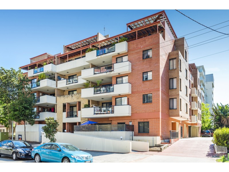 11/9-11 Bathurst Street, Liverpool NSW 2170