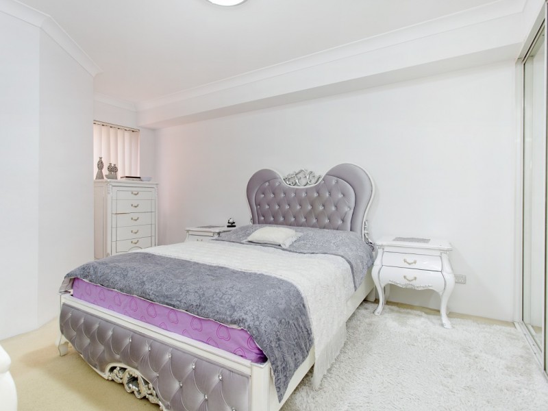 11/9-11 Bathurst Street, Liverpool NSW 2170