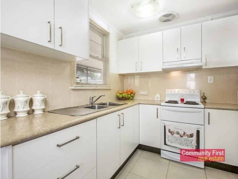 27 Aberdeen Road, Busby NSW 2168