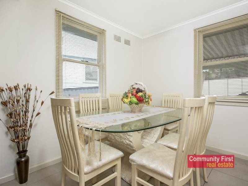 27 Aberdeen Road, Busby NSW 2168